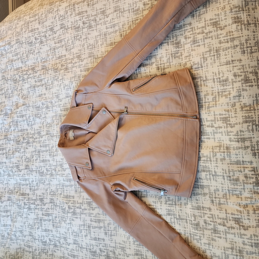 Stylish Tan Leather Jacket